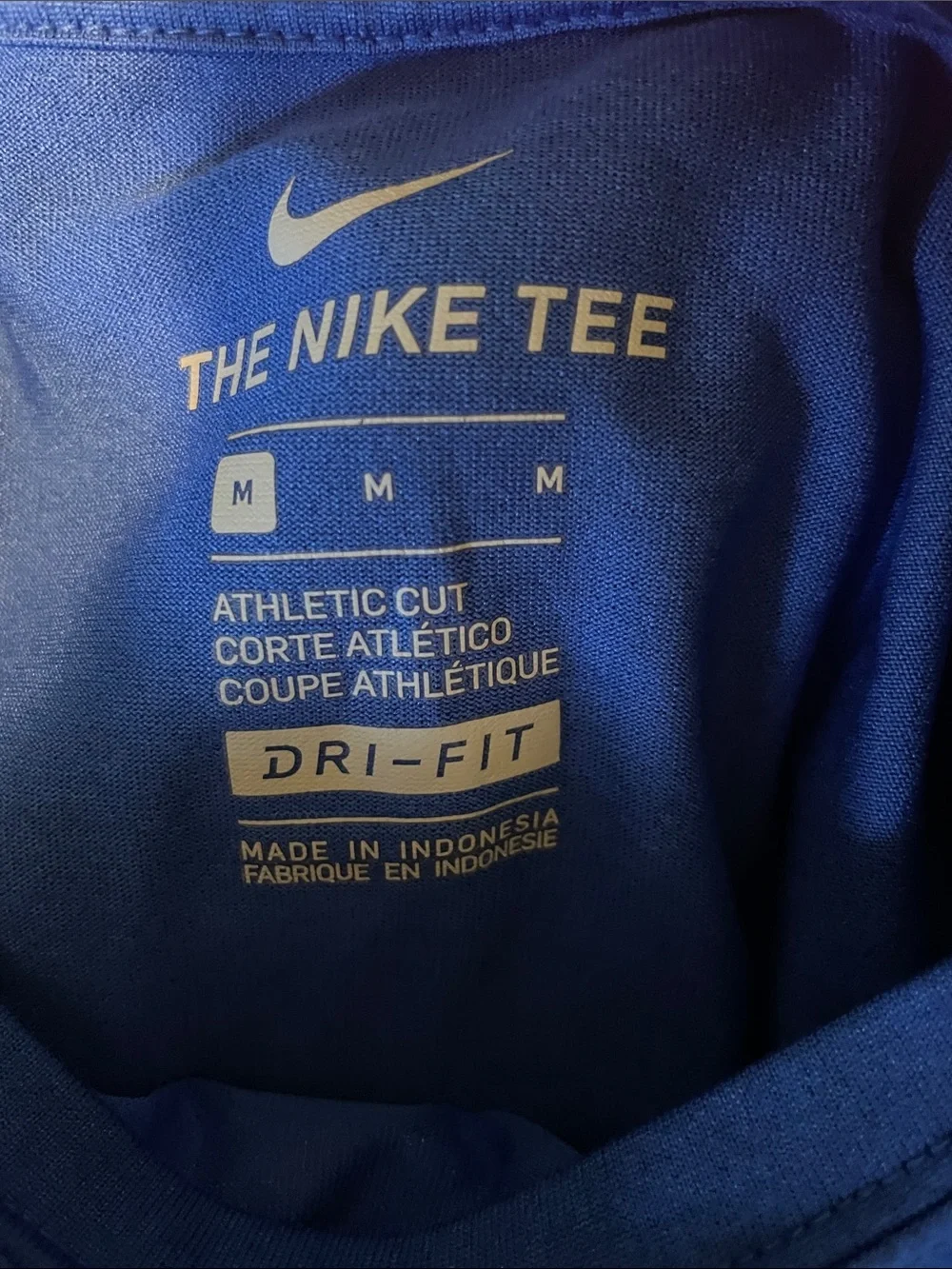 Nike excellent polyester